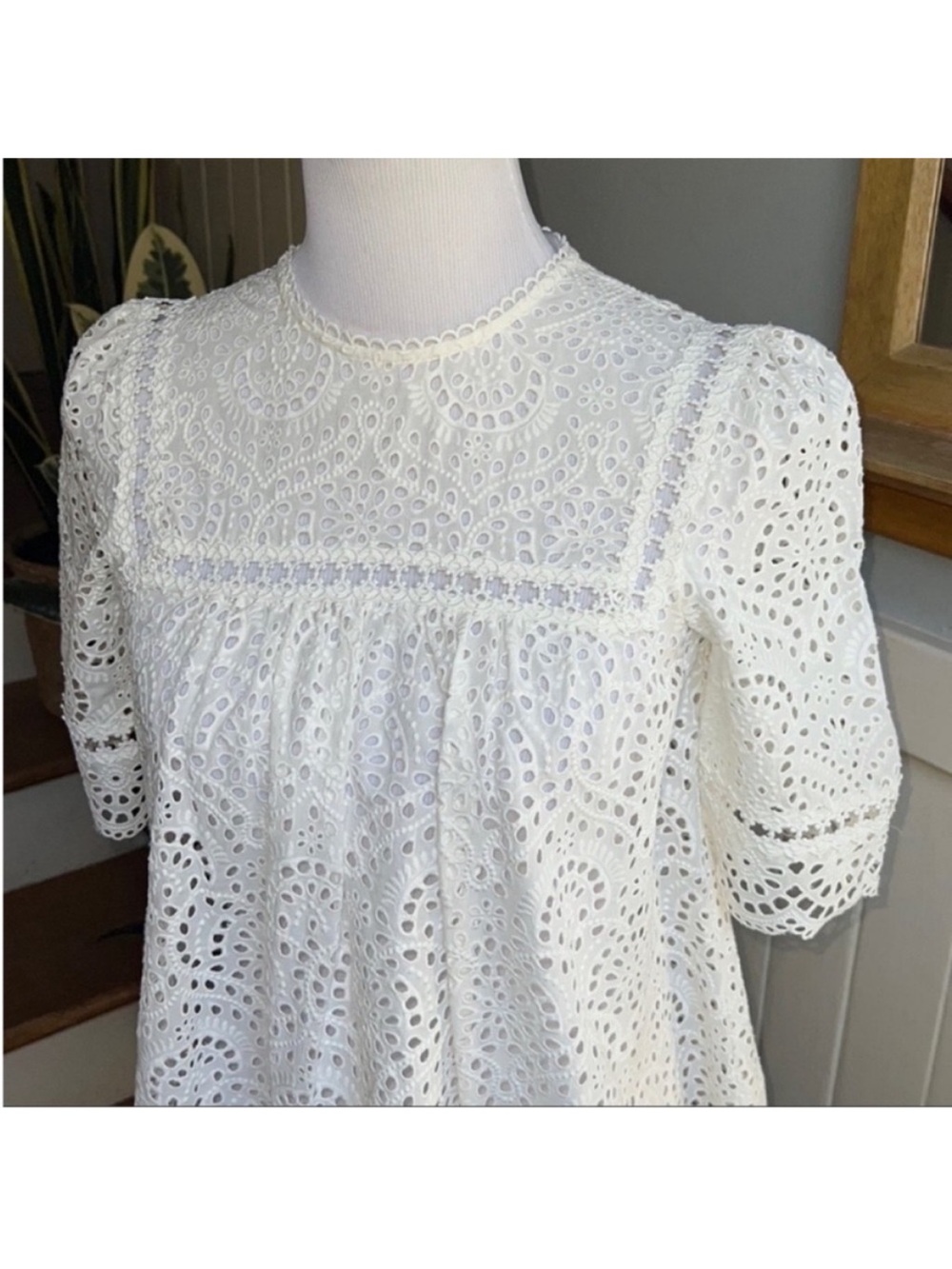 Zimmerman Lace Eyelet Short Sleeve Top in Pearl White Like New EUC - Picture 8 of 14
